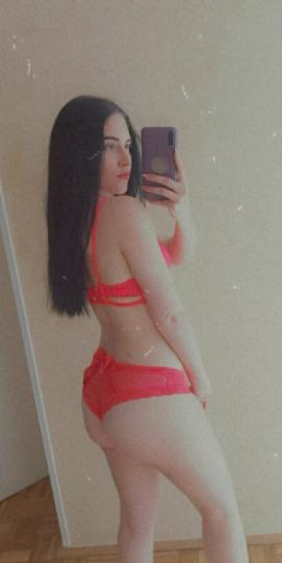 22BABE01Mina Female,5'3 or under(160cm),Bisexual,Tall,61-65kg